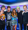 5-seconds-of-summer-with-max-backstage-summertime-ball-2014--1403384763.jpg