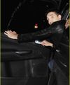 tom-parker-sticks-tongue-out-on-date-with-kelsey-hardwick-02.jpg